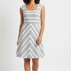 NEW Ann Taylor Summer  Midi Dress size 0